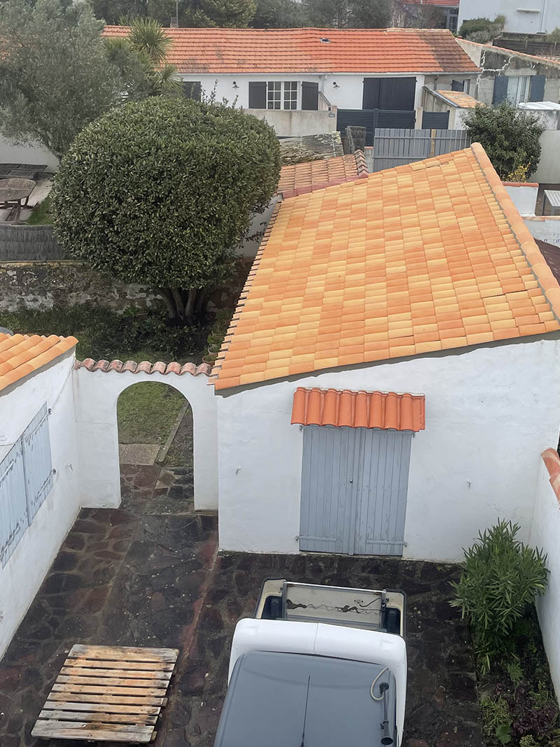 Rénovation toiture tuiles Noirmoutier 1